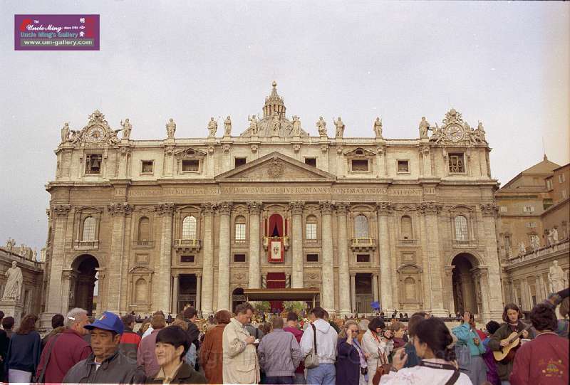 vatican02.jpg