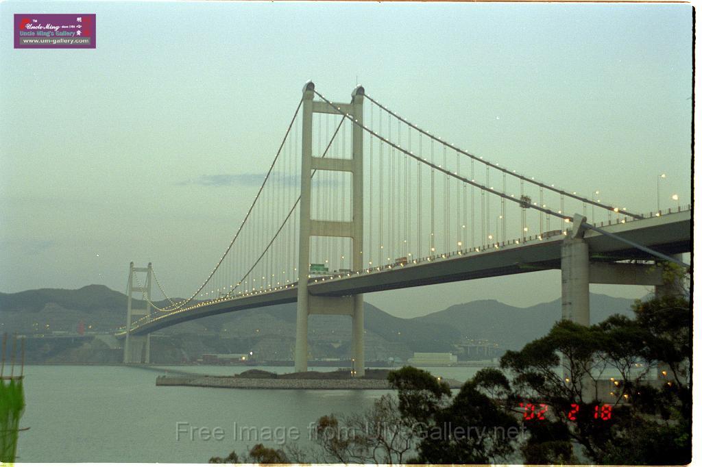 tsingma_bridge02mar01.jpg